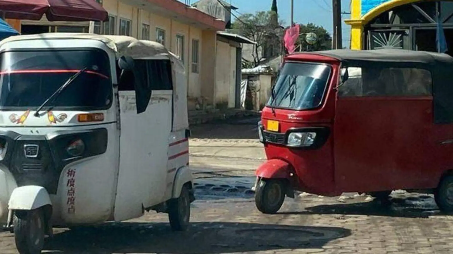 Un moto taxista fue atacado a balazos cuando circulaba sobre calles del municipio de Cuautlancingo